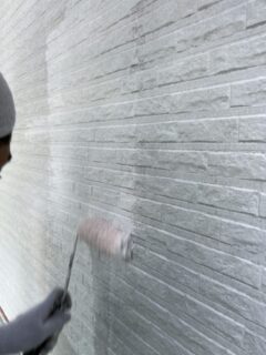 🏠【外壁塗装】ラジカル塗料とは？八王子のファーストラインが選ばれる理由