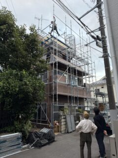 【施工中】八王子市北野町T様邸で外壁塗装ラジカルプラン